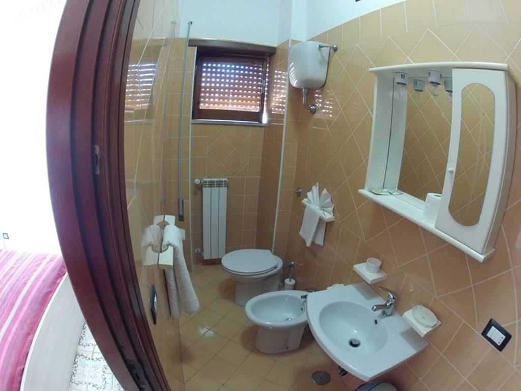 Hotel Aurora Скаури Екстериор снимка
